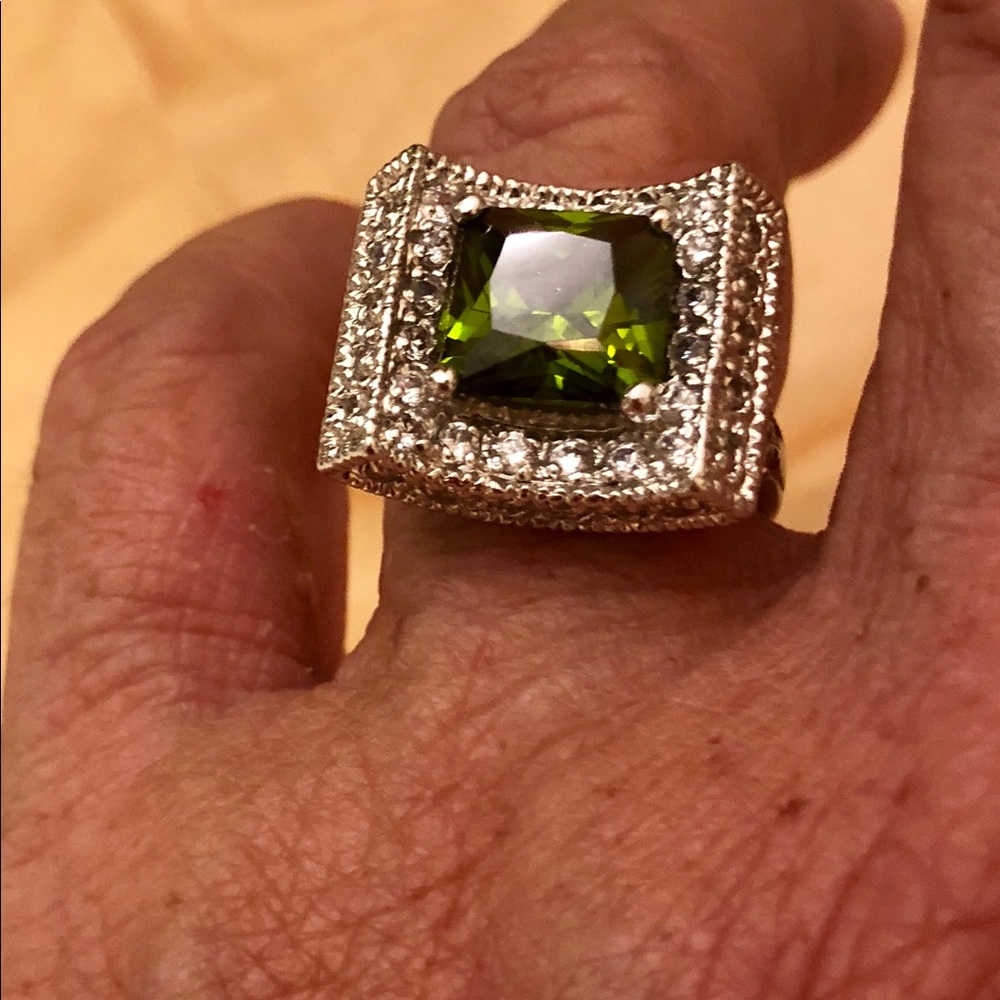 Cocktail Ring - Picture 3 of 4